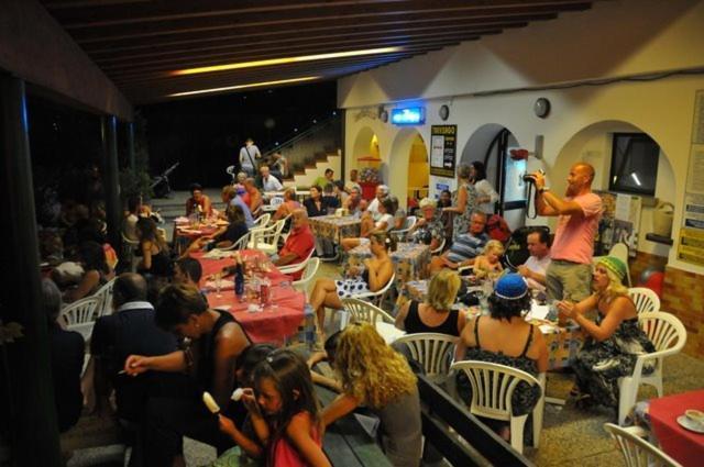 Campeggio Trevisago Iris Park Moniga del Garda Exterior foto