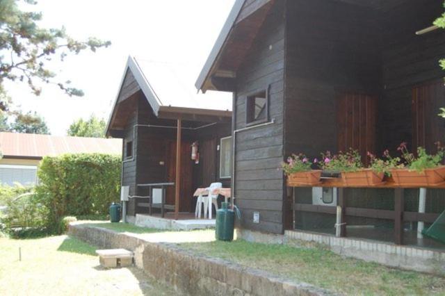 Campeggio Trevisago Iris Park Moniga del Garda Cameră foto