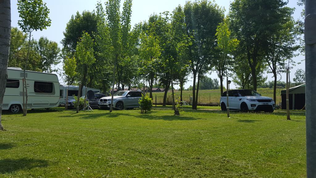Campeggio Trevisago Iris Park Moniga del Garda Exterior foto