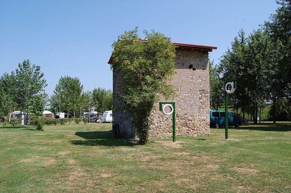Campeggio Trevisago Iris Park Moniga del Garda Exterior foto