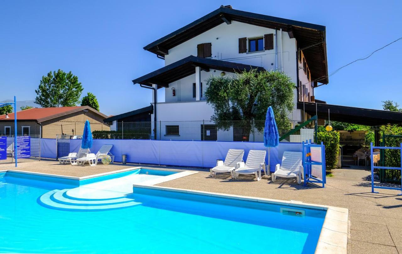Campeggio Trevisago Iris Park Moniga del Garda Exterior foto
